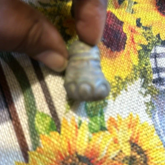 Elephant Shelf sculpture - Picture 7 of 9